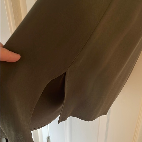 Eileen Fisher Green Tank Top with Scoop Neckline - Picture 4 of 5